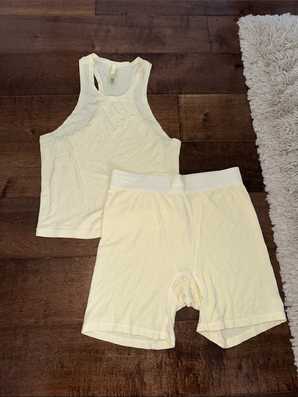 SKIMS SOFT LOUNGE RACER BACK TANK + BOXER BUNDLE LIMITED EDITION: CITRINE SMALL